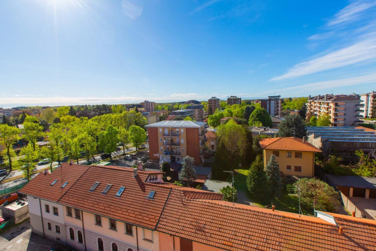Al 4 Hotel Busto Arsizio Buitenkant foto